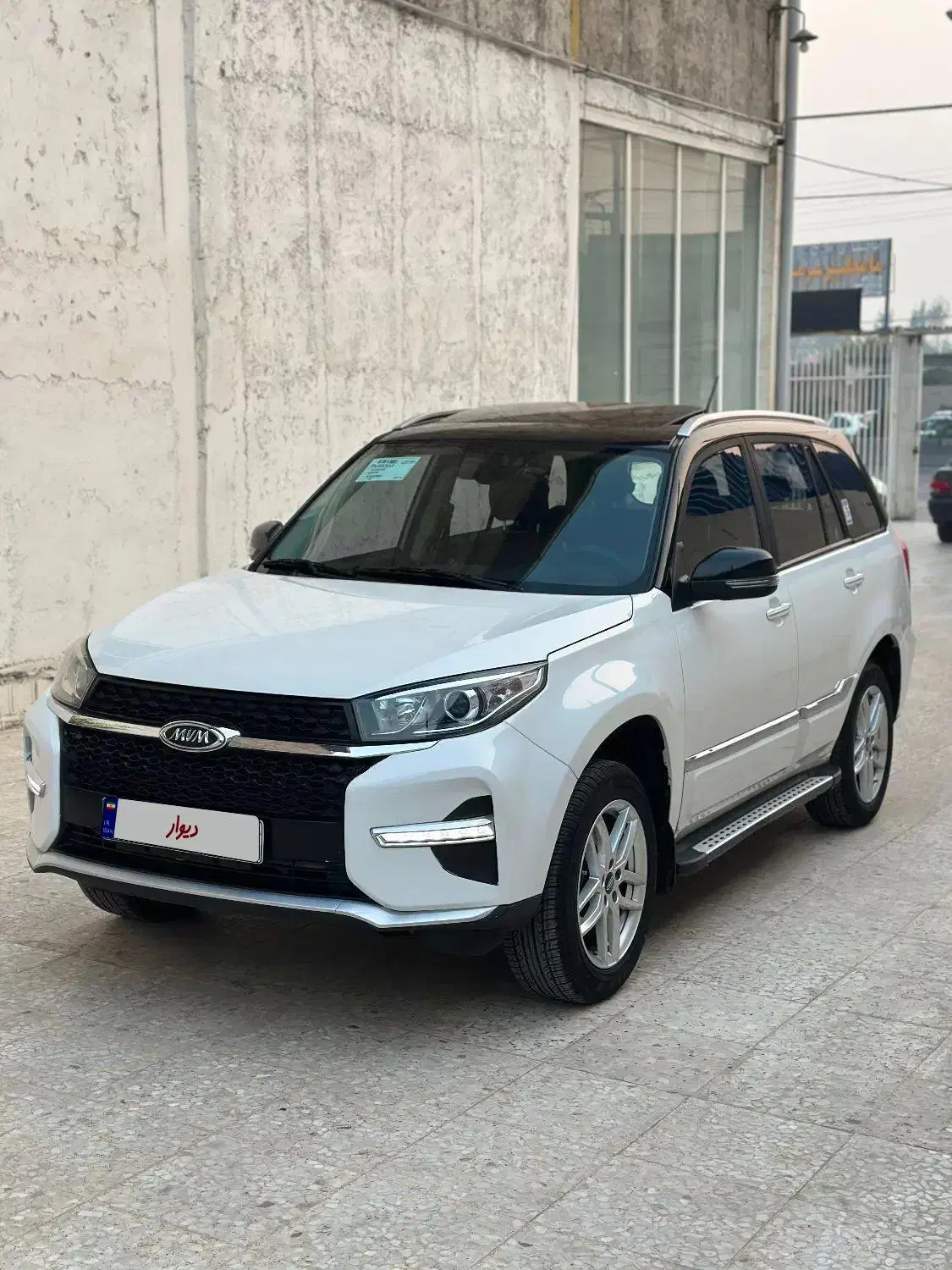 خودرو ام وی ام، X33 آگهی ann_20910475