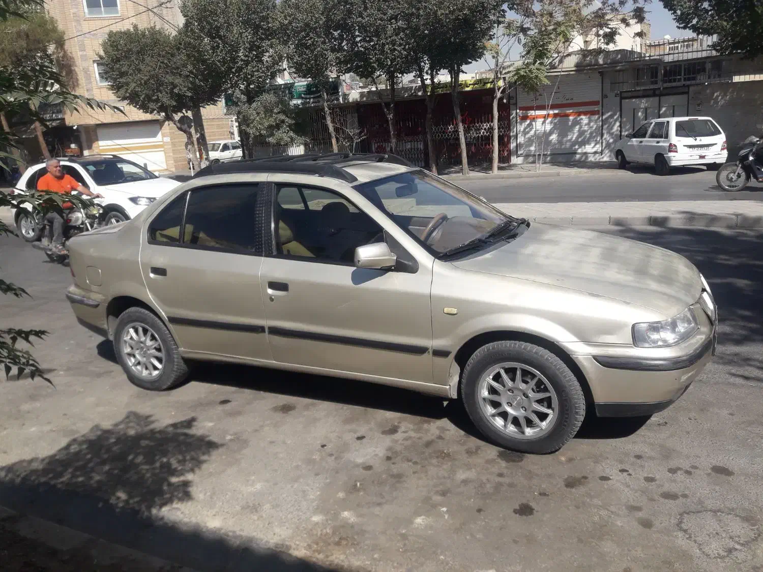سمند LX XU7 - 1383