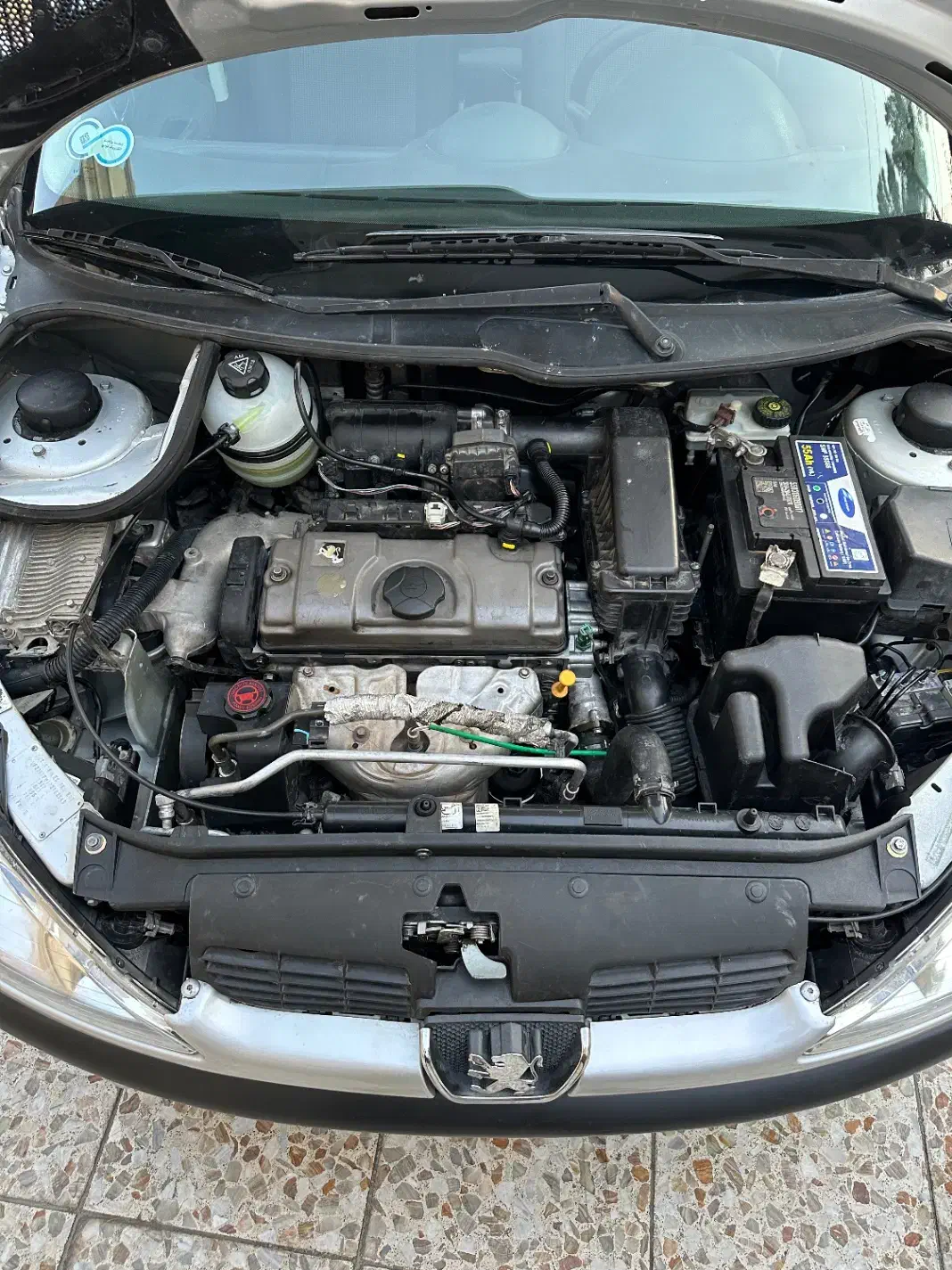 پژو ۲۰۶ صندوق دار v8 - 1389