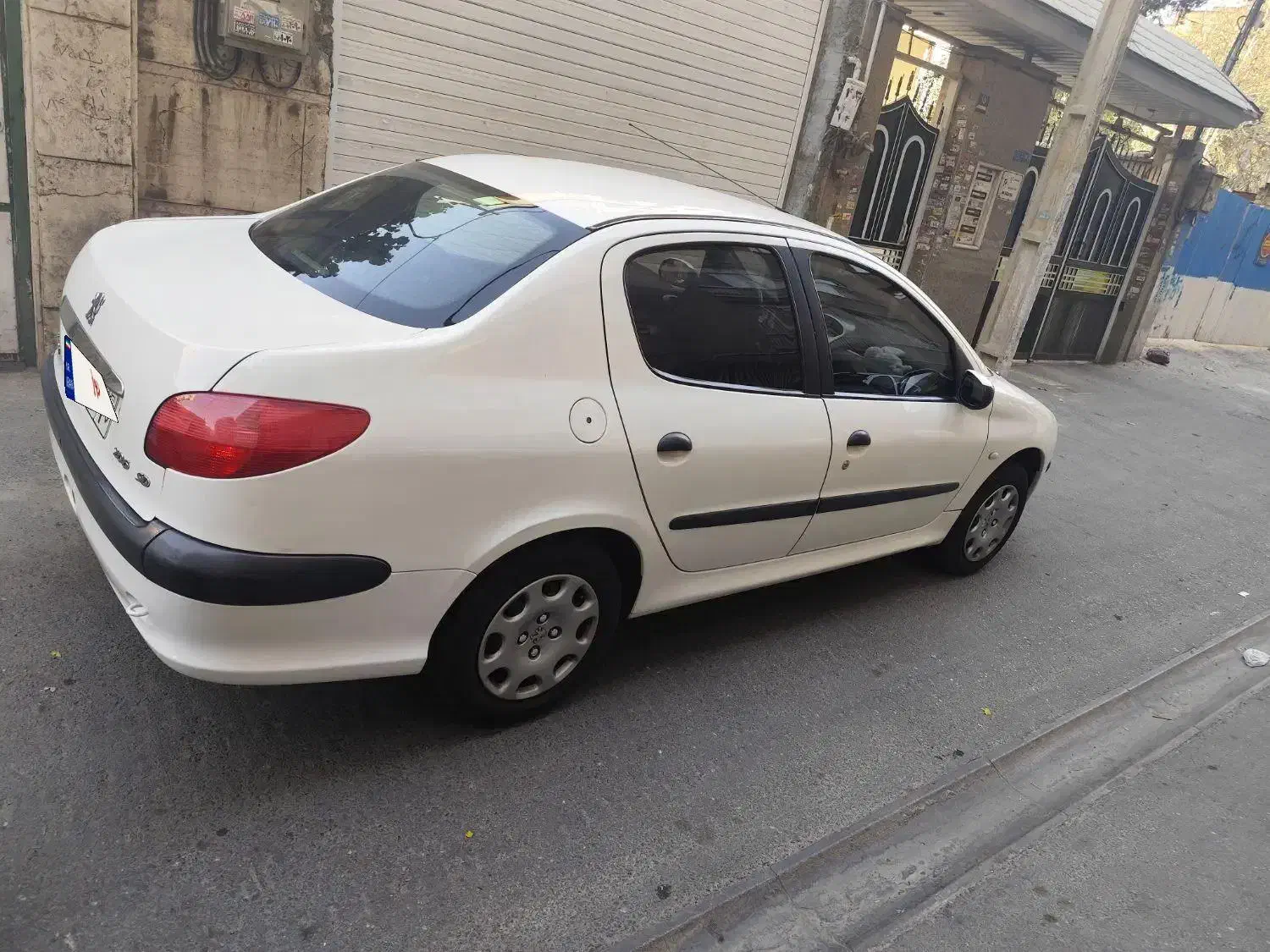 پژو ۲۰۶ صندوق دار v8 - 1388