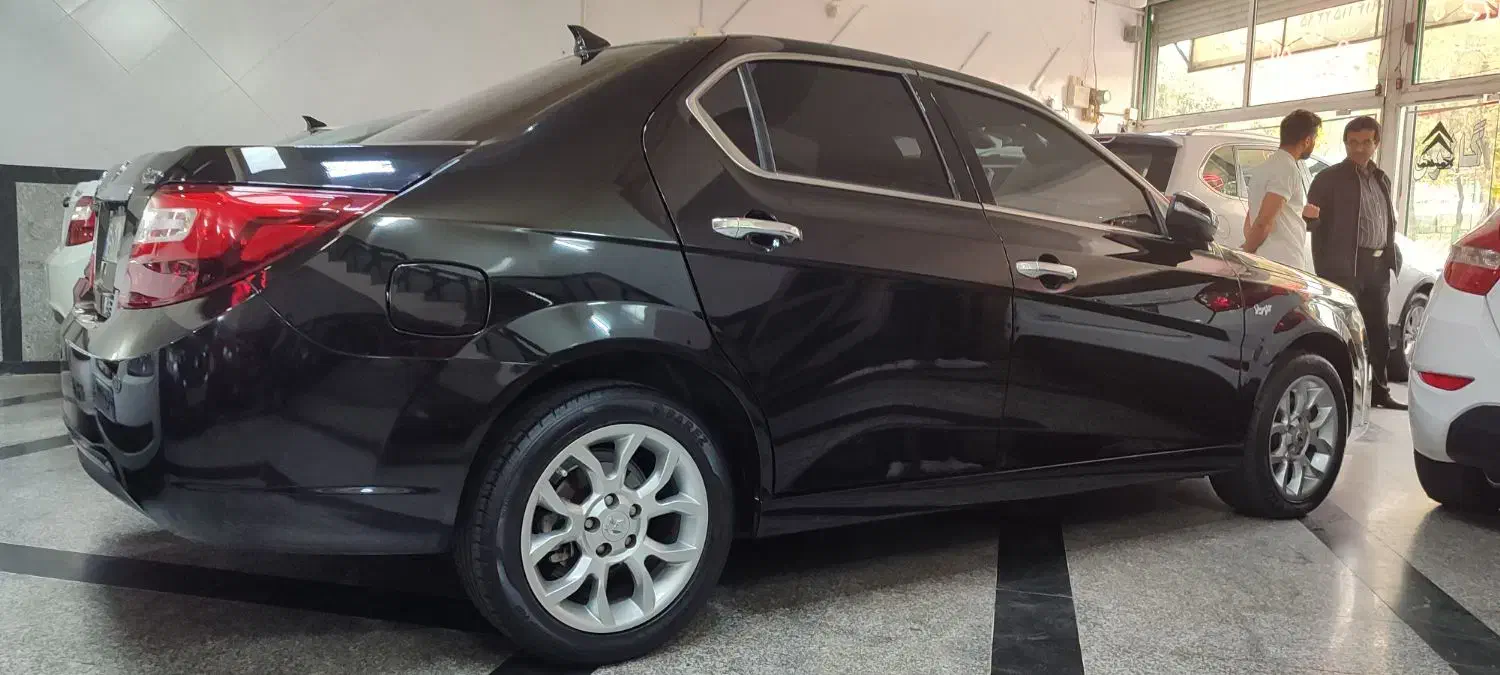 دنا پلاس توربو 6 دنده - 1402