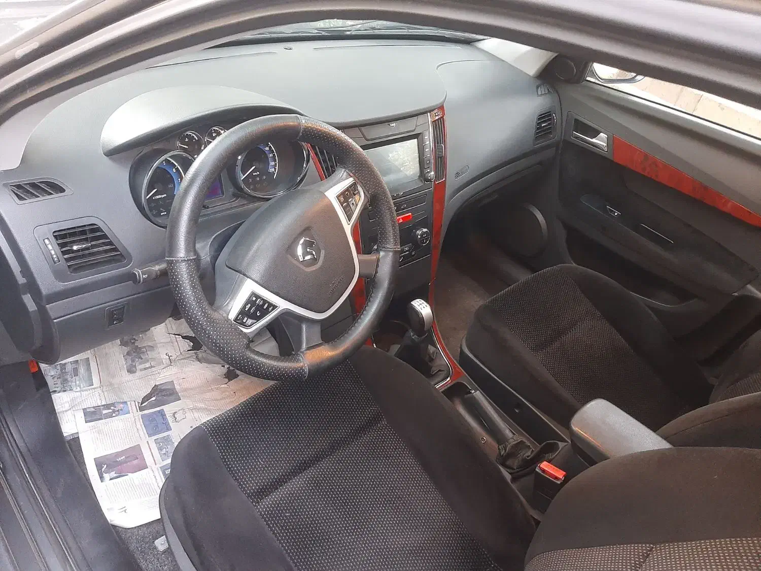 دنا پلاس ۵ دنده EF7 - 1401