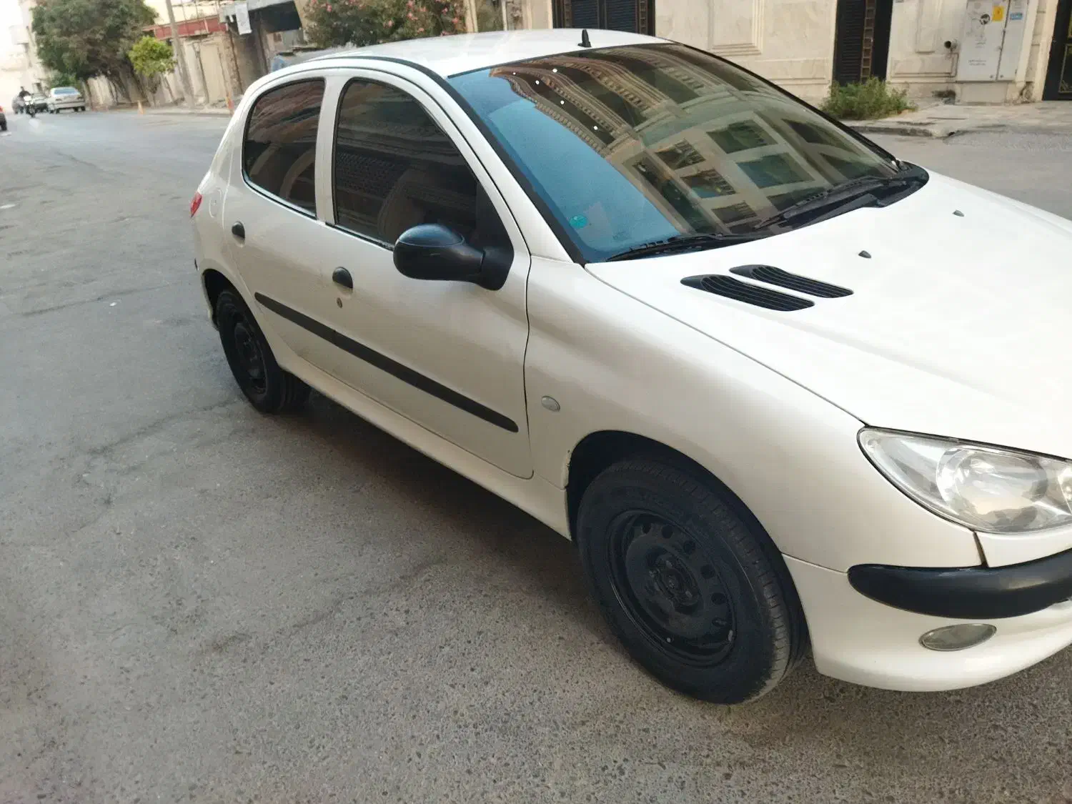 پژو 206 تیپ 2 - 1390