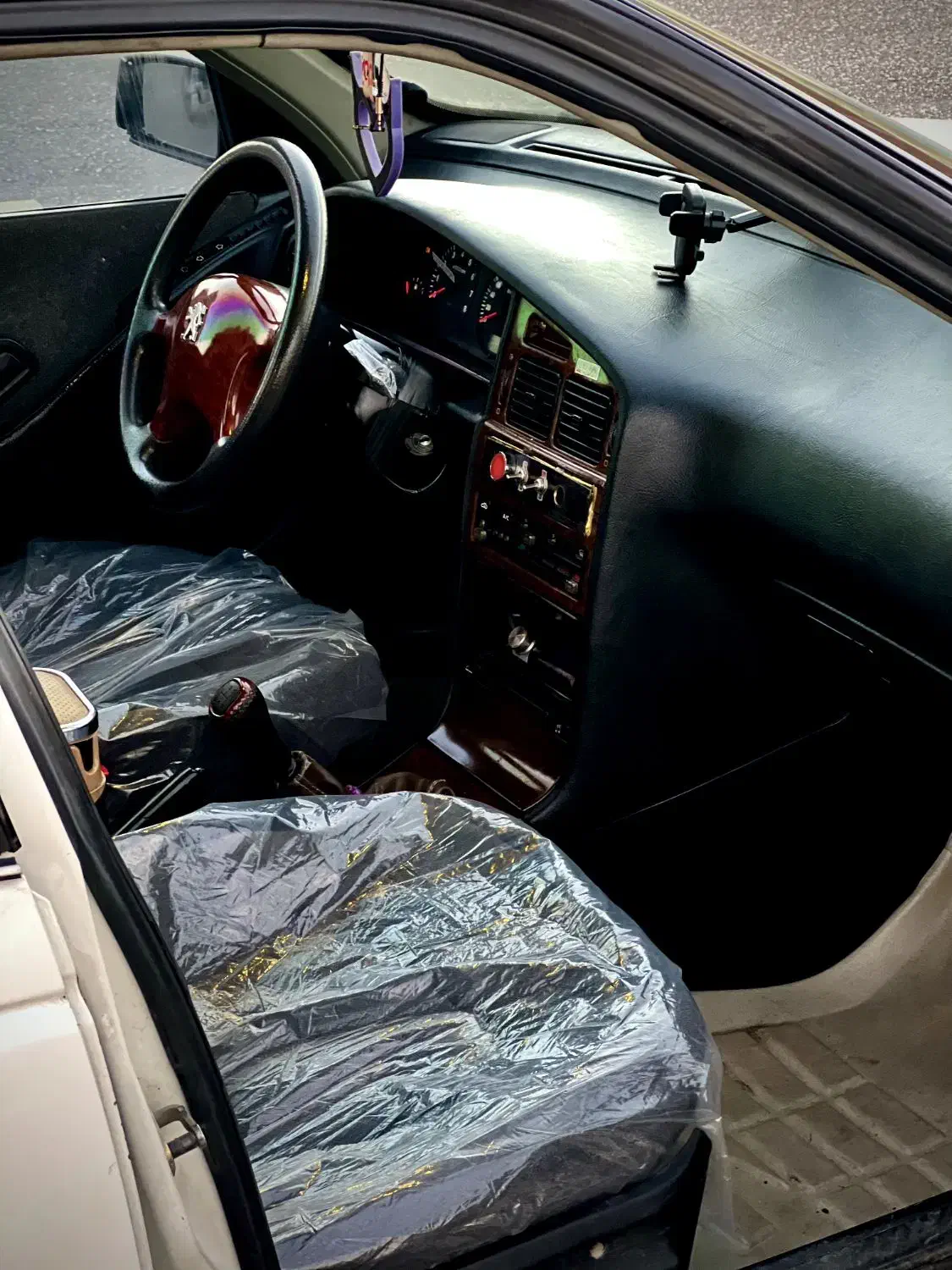 پژو پارس سال - 1385