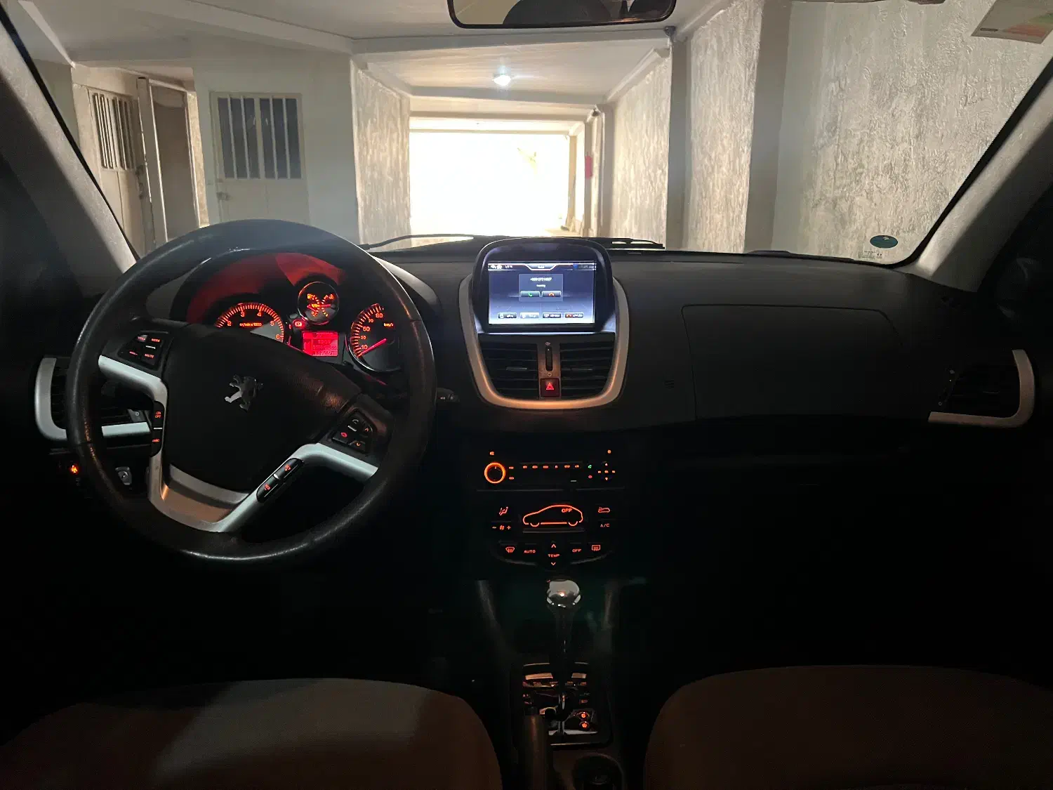 پژو 207 اتوماتیک TU5P - 1402