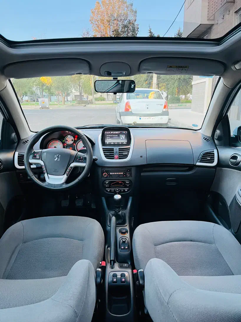 پژو 207 پانوراما دنده‌ای - 1401