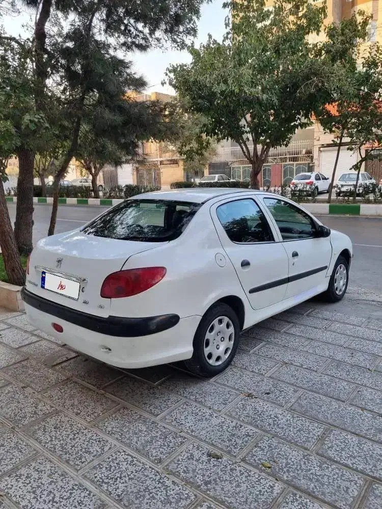 خودرو پژو، ۲۰۶ صندوق دار آگهی ann_20911282