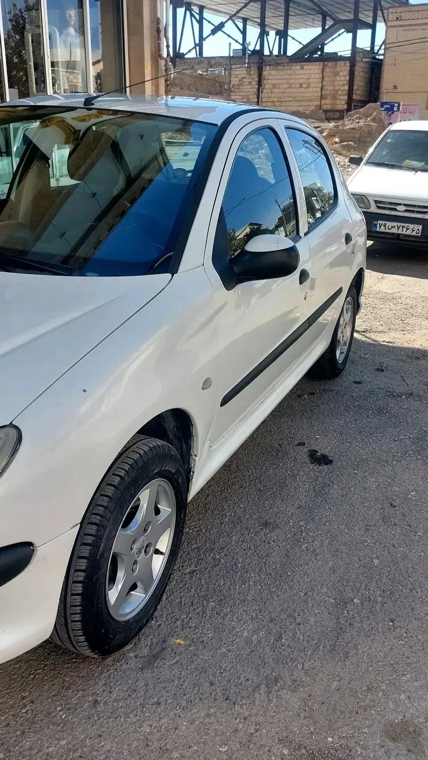 پژو 206 تیپ 3 - 1395