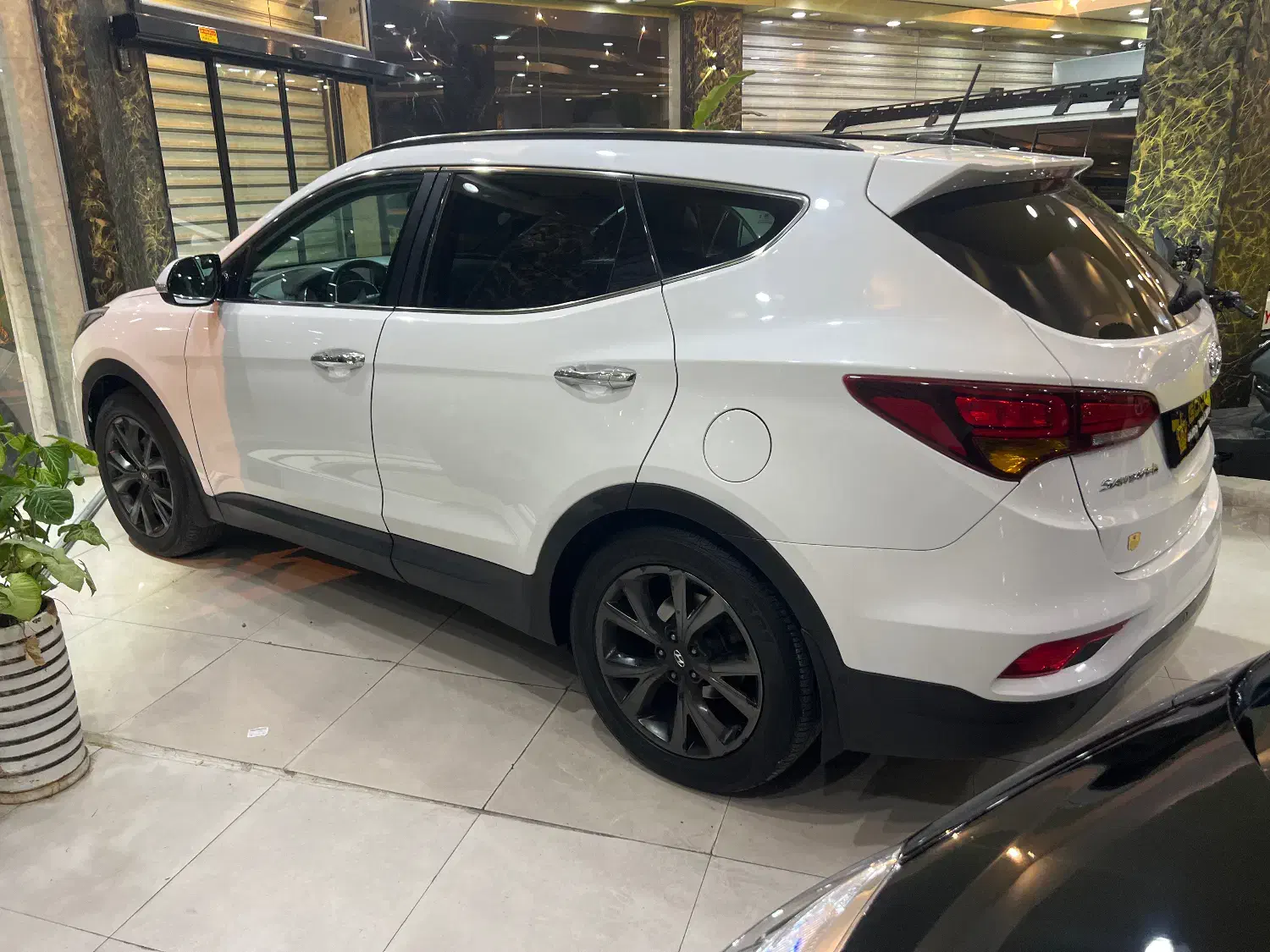 هیوندای سانتافه جی‌ال‌اس ۲.۴ GDI دو دیفرانسیل - 2016