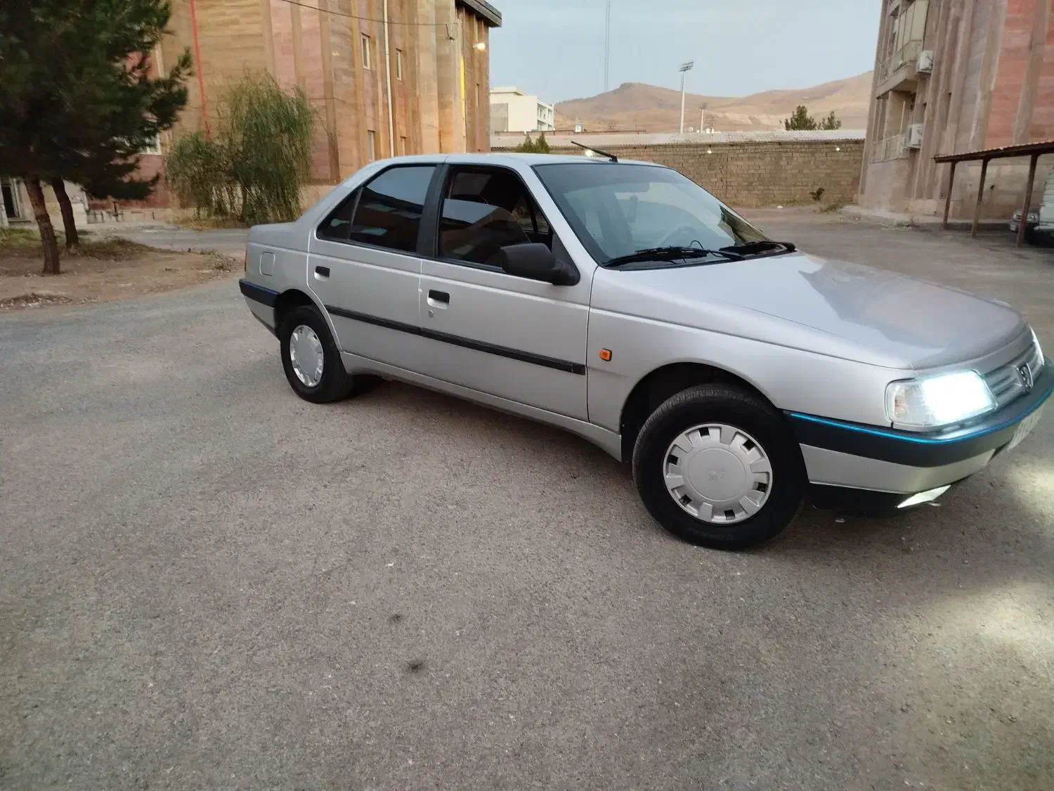 پژو 405 GLX - دوگانه سوز - 1396