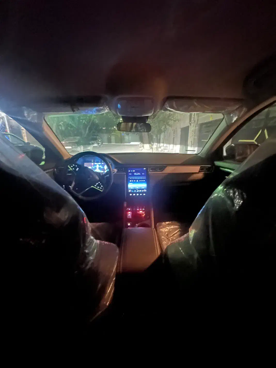 کی ام سی EJ7 ساده - 2024