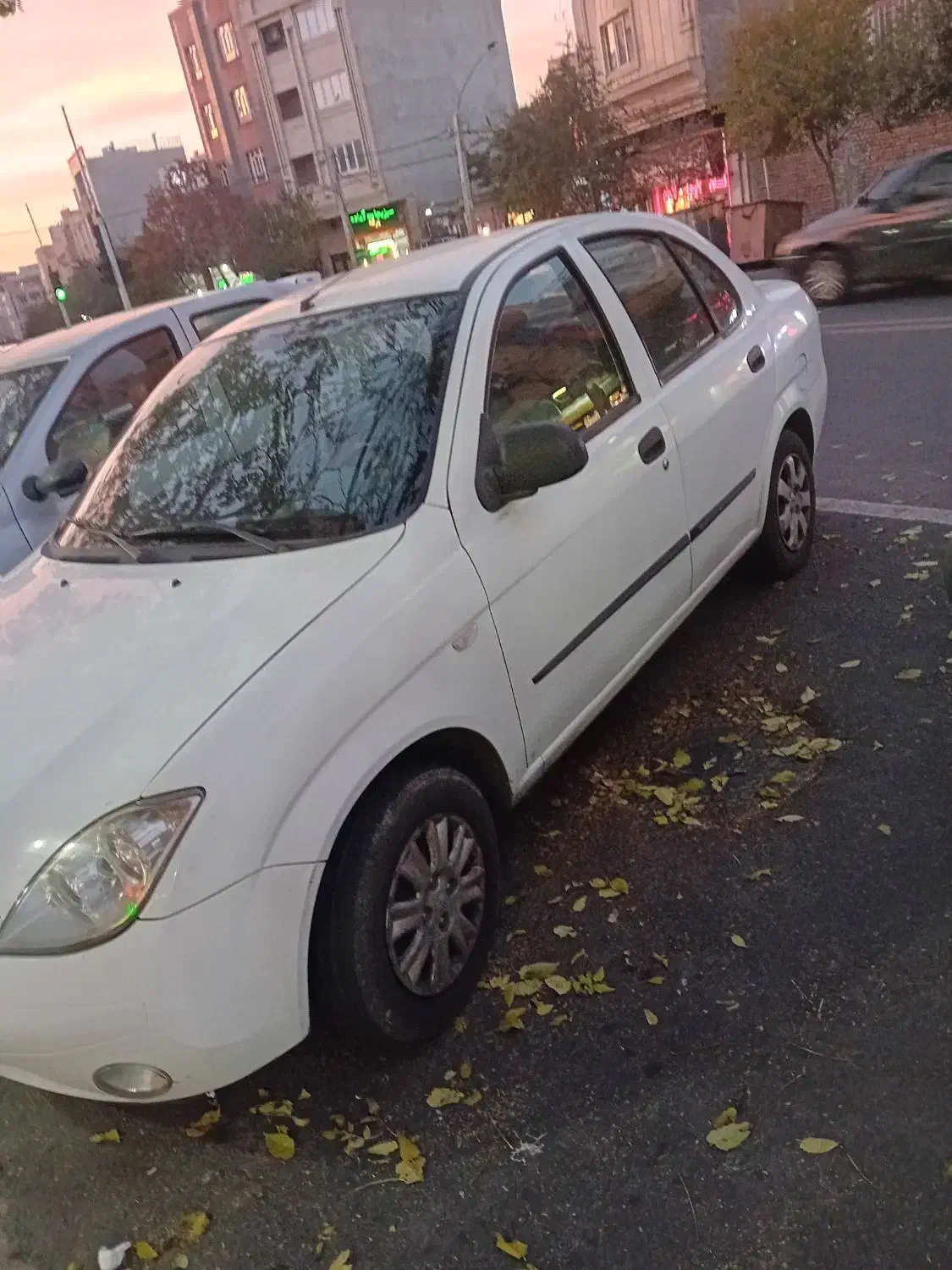 تیبا صندوق دار SX - 1399