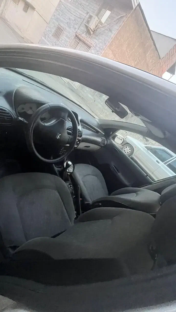 پژو ۲۰۶ صندوق دار v8 - 1390