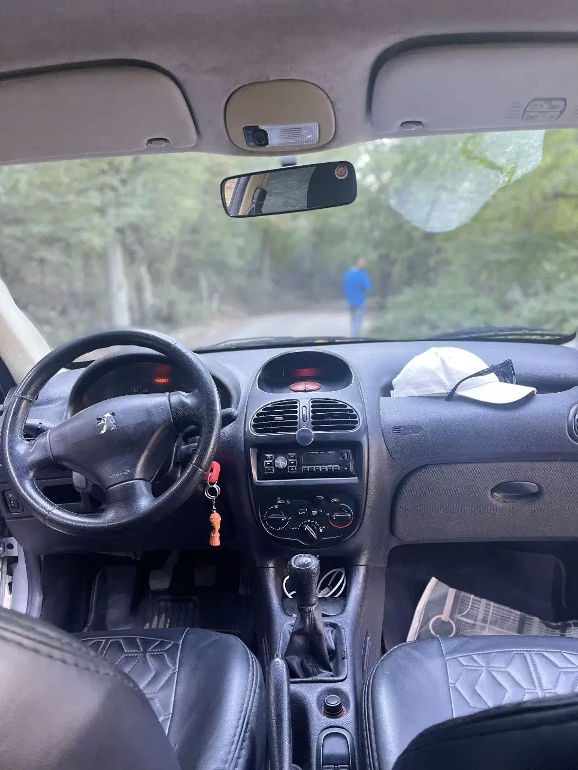 پژو ۲۰۶ صندوق دار v20 - 1389