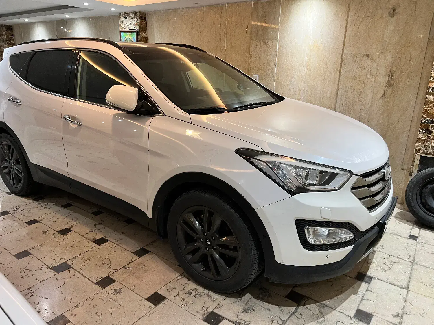 خودرو هیوندای، سانتافه آگهی ann_20911644