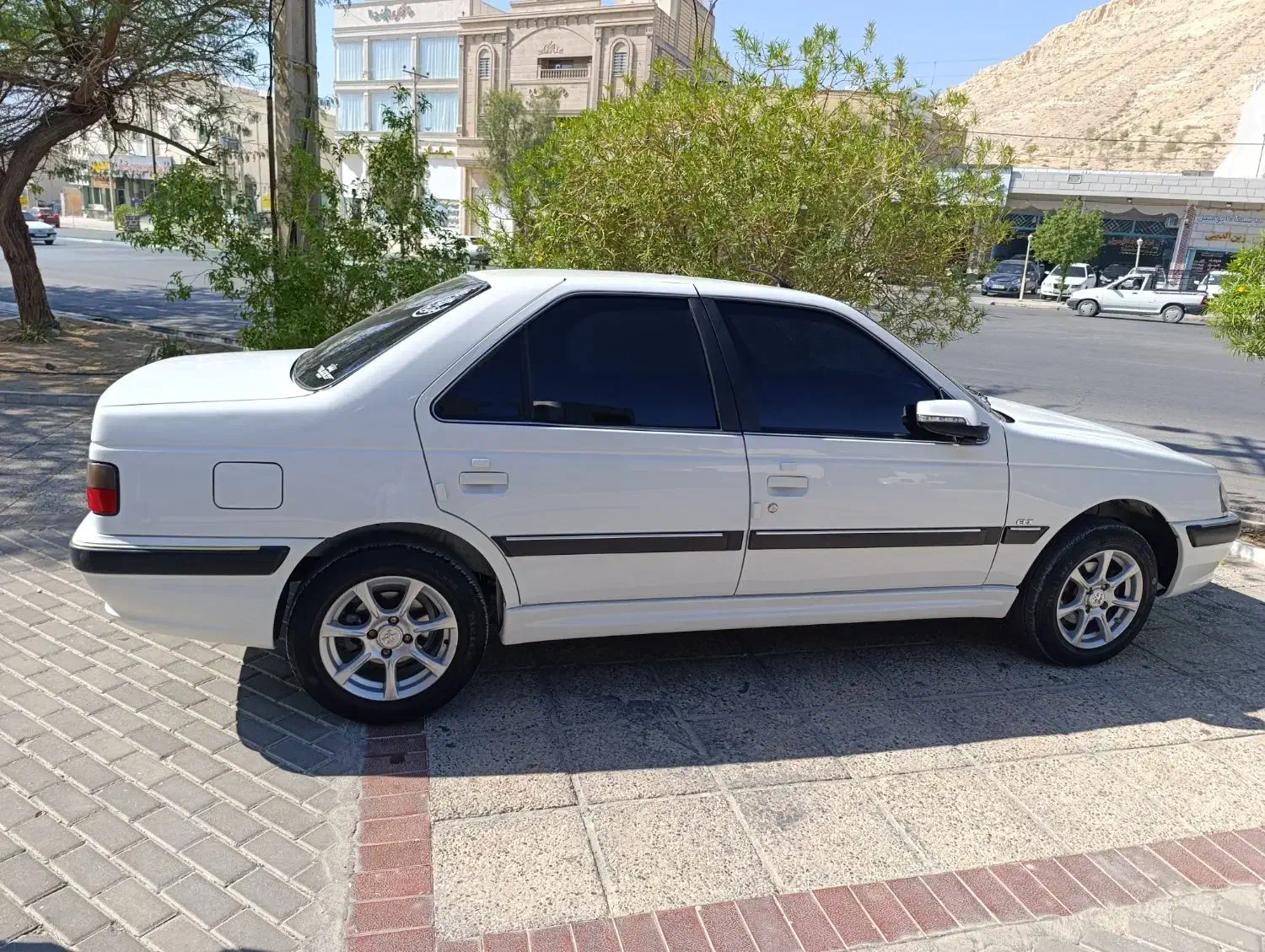 پژو پارس سال - 1402