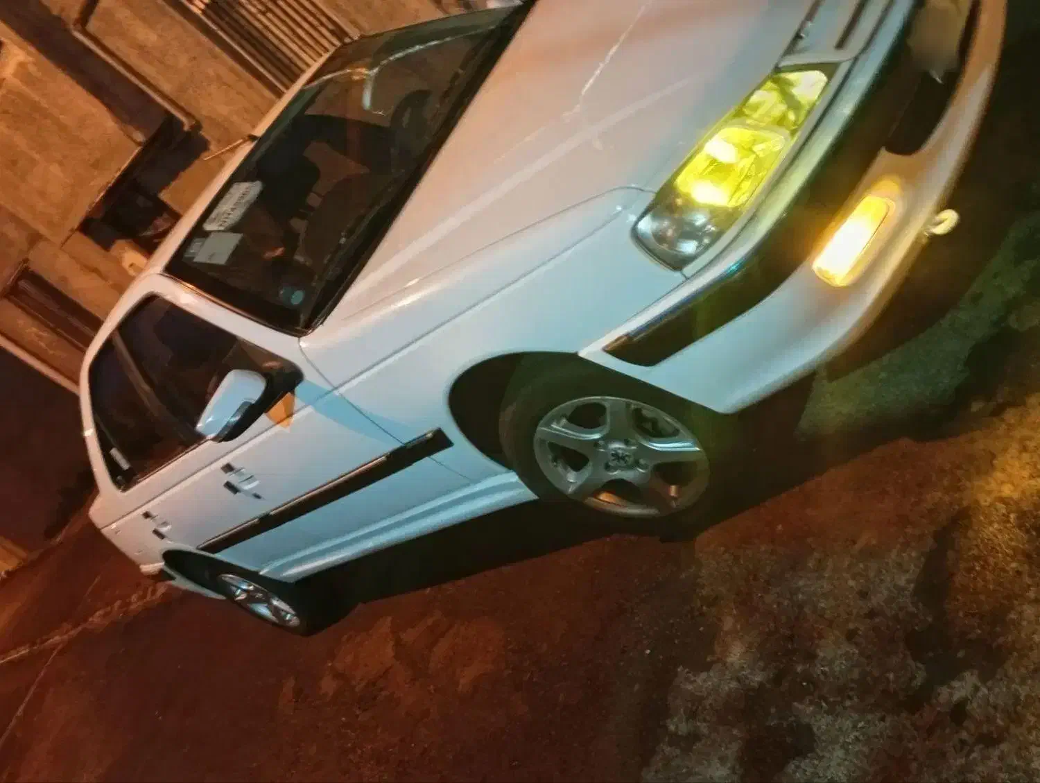 خودرو پژو، پارس آگهی ann_20911845