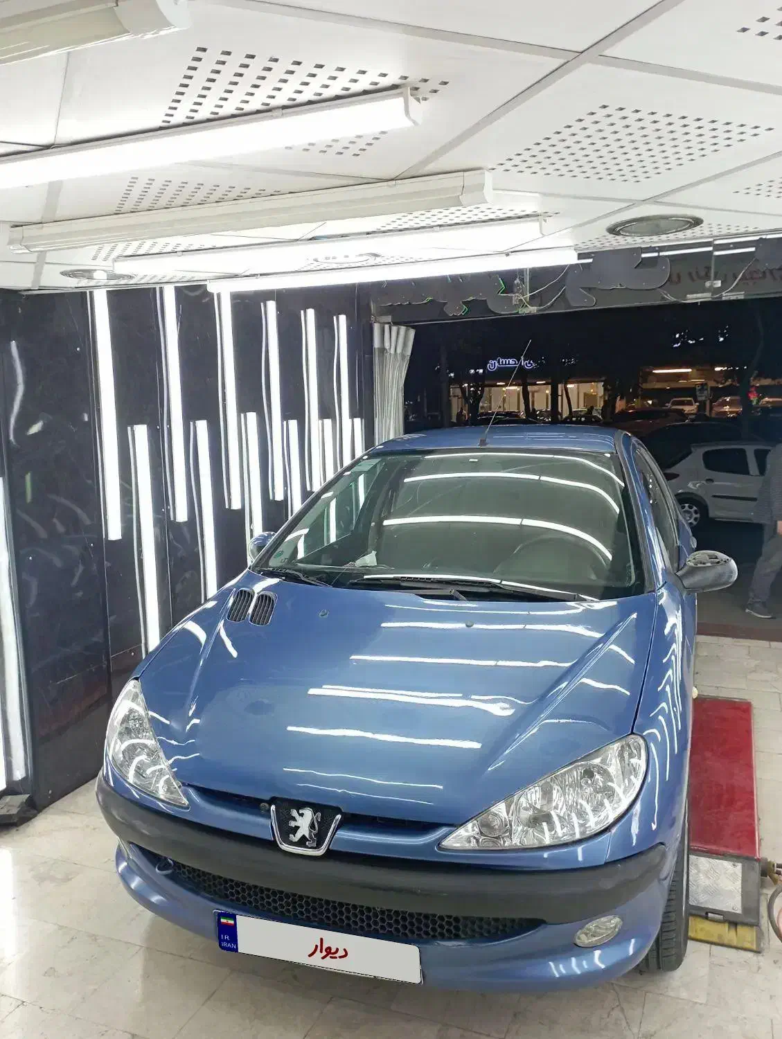 پژو ۲۰۶ صندوق دار v8 - 1393