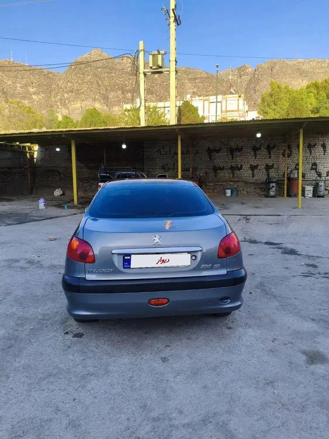 پژو ۲۰۶ صندوق دار v8 - 1390