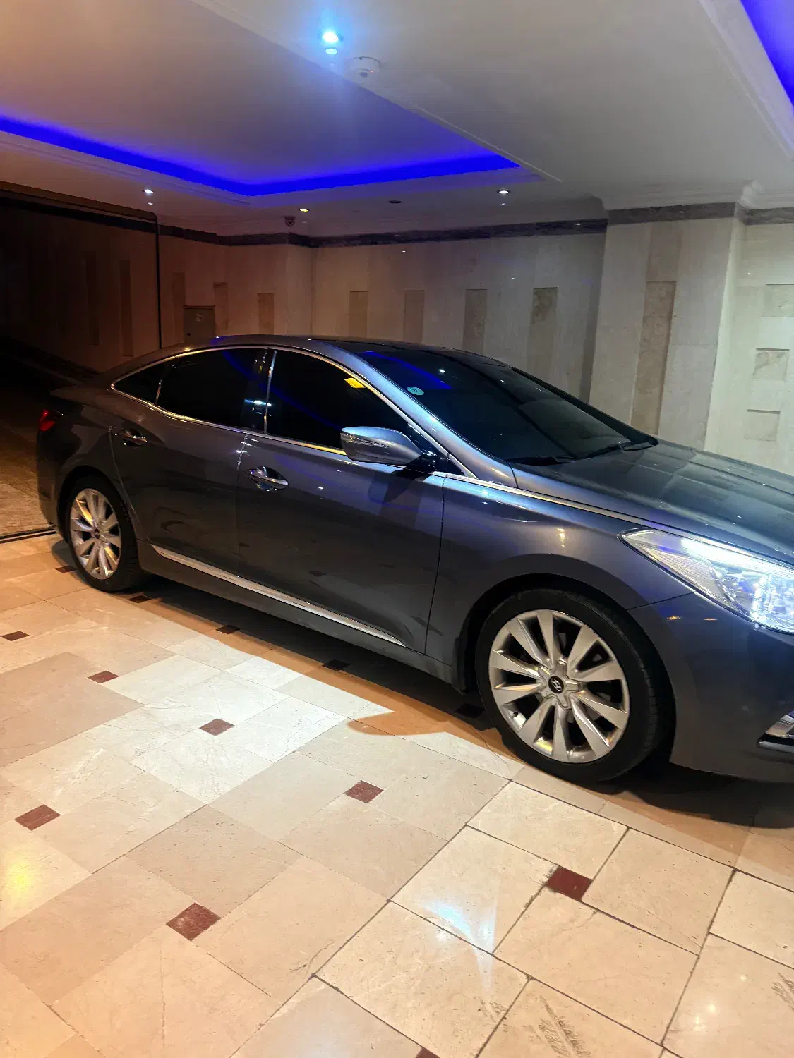 هیوندای آزرا (گرنجور) 3000cc - 2013