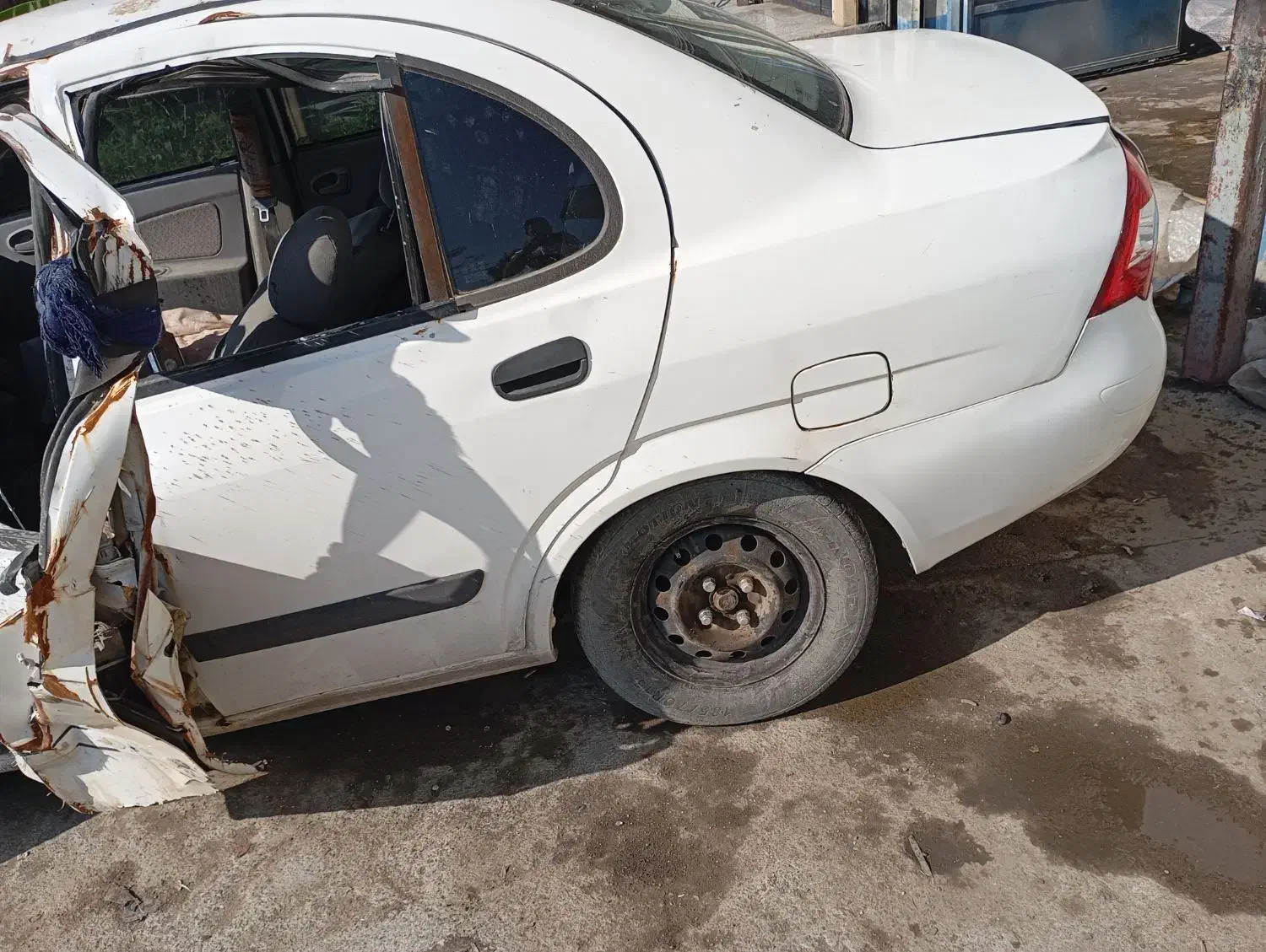 تیبا صندوق دار SX - 1390