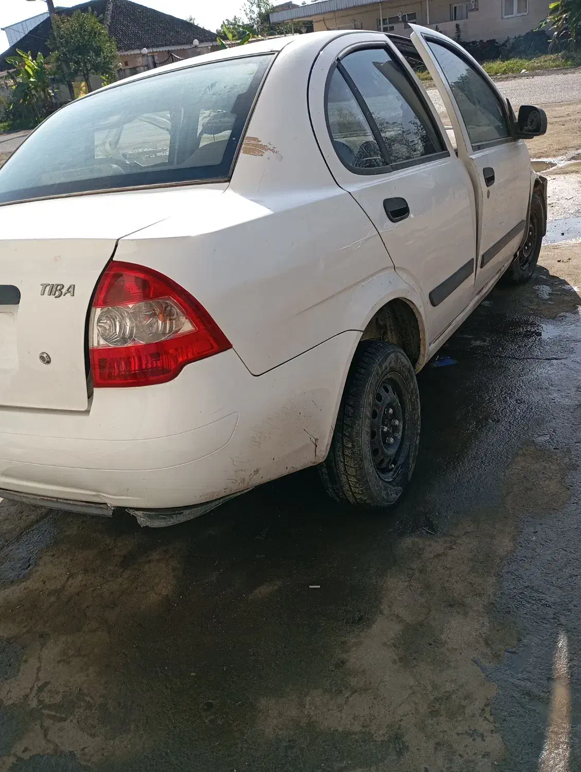 تیبا صندوق دار SX - 1390