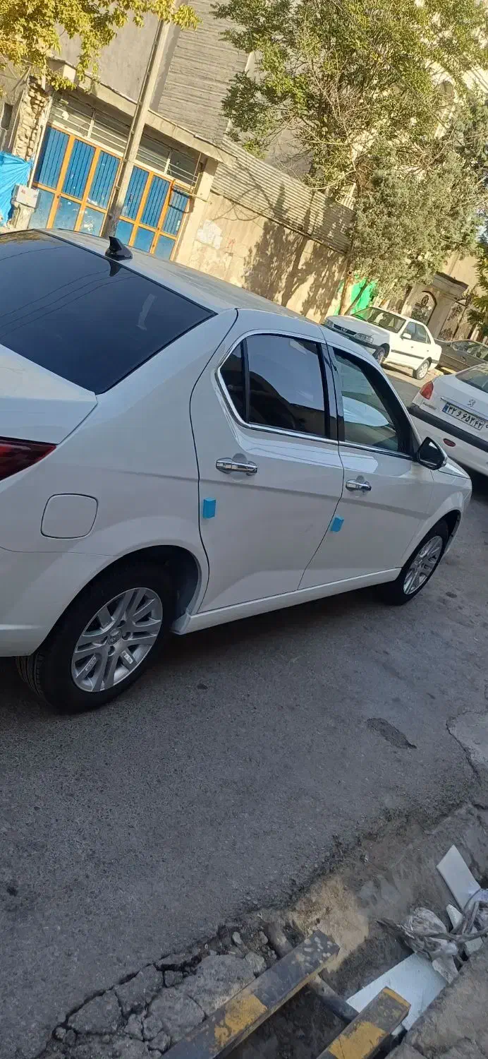 دنا پلاس ۶ دنده EF7p - 1404