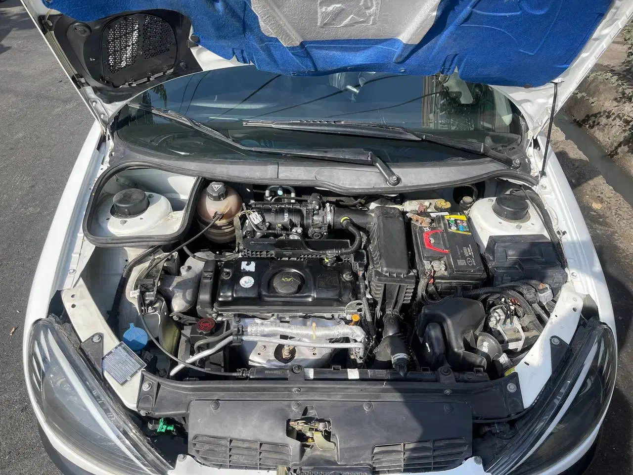 پژو 206 تیپ 3 - 1396