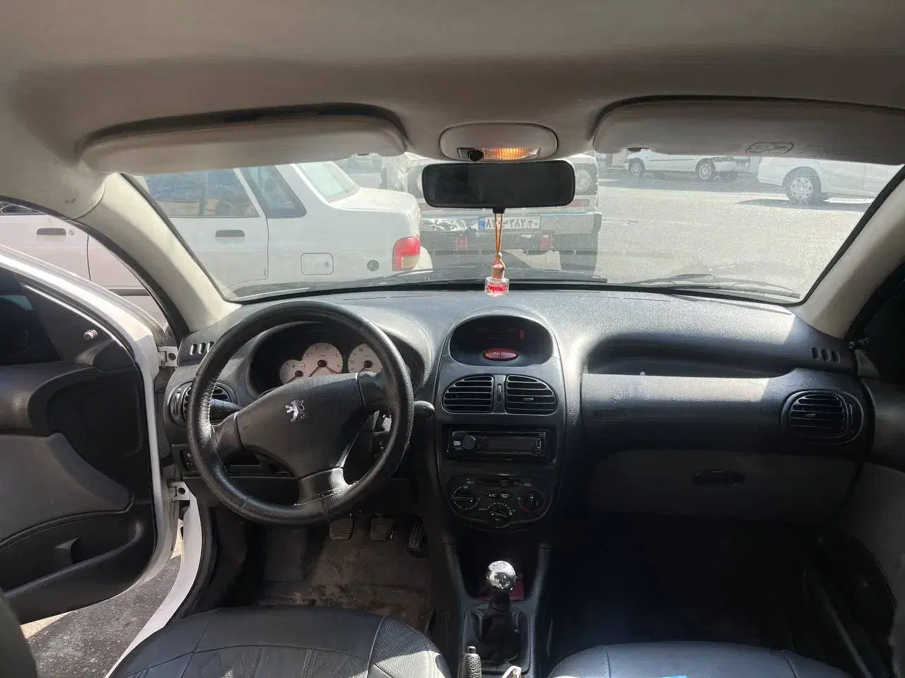 پژو 206 تیپ 3 - 1396