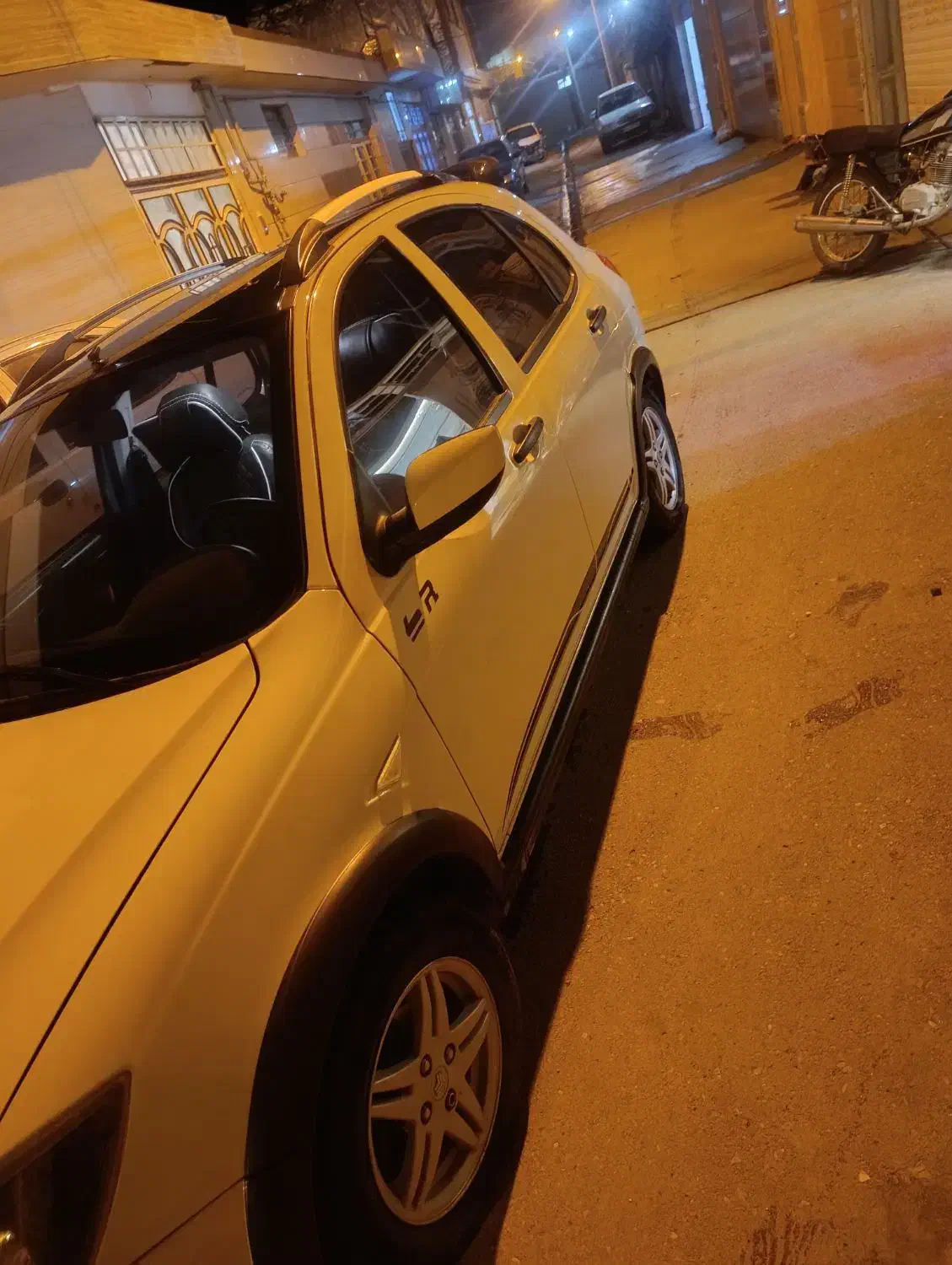 خودرو کوییک، R آگهی ann_20912244