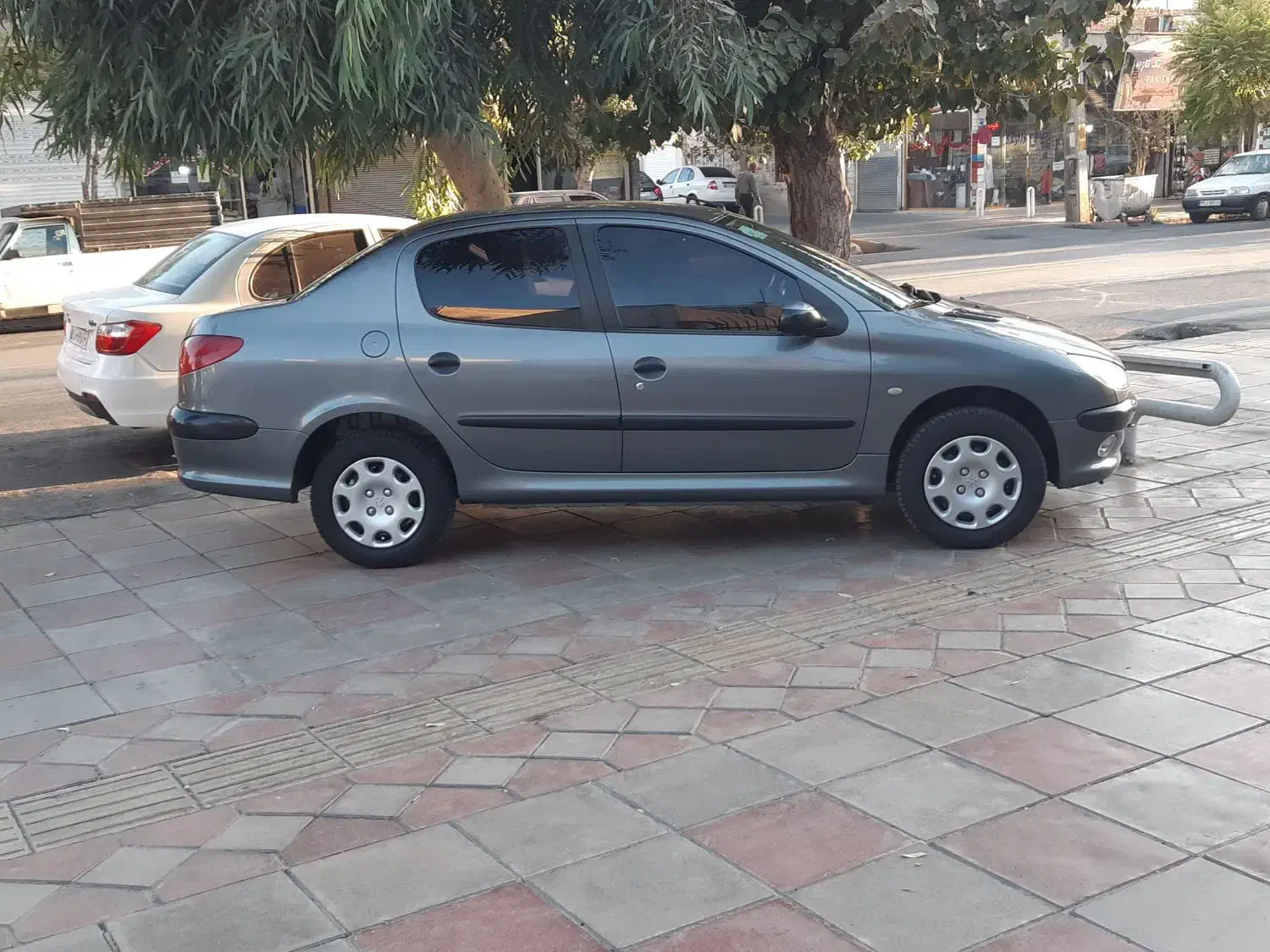 خودرو پژو، ۲۰۶ صندوق دار آگهی ann_20912252