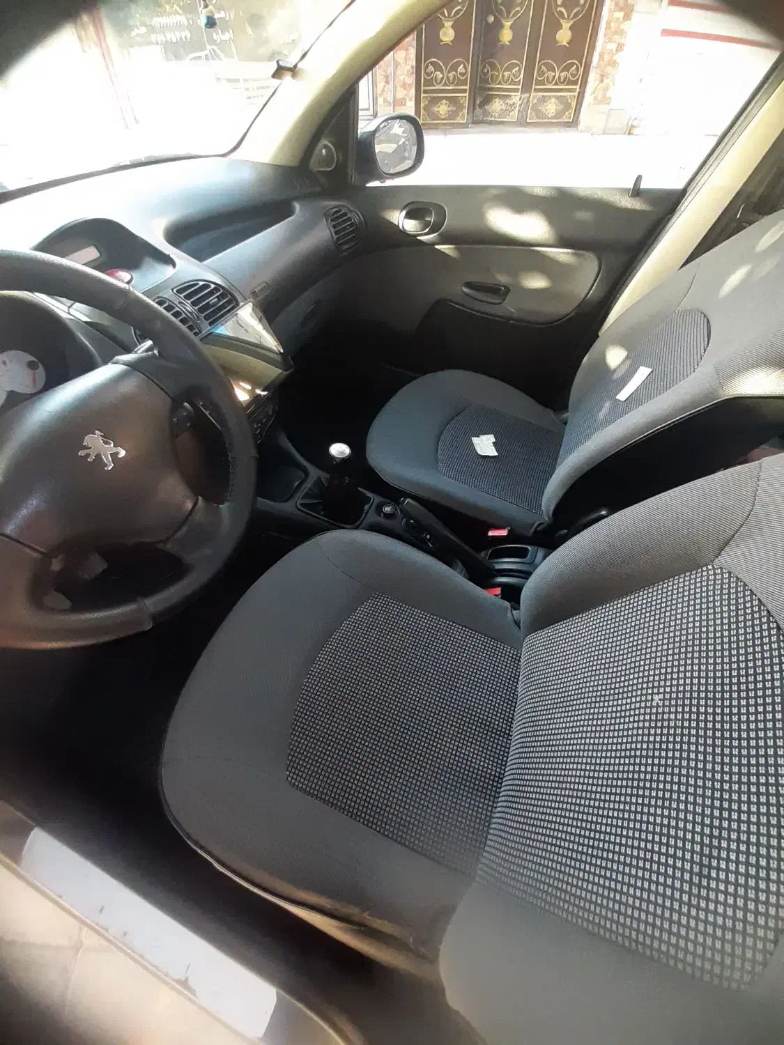 پژو ۲۰۶ صندوق دار v8 - 1390