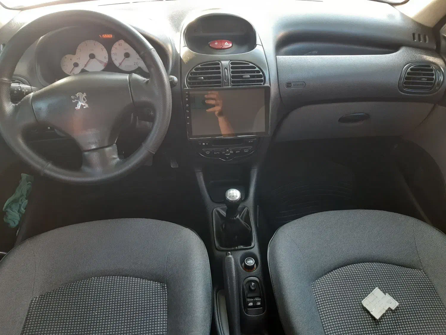 پژو ۲۰۶ صندوق دار v8 - 1390