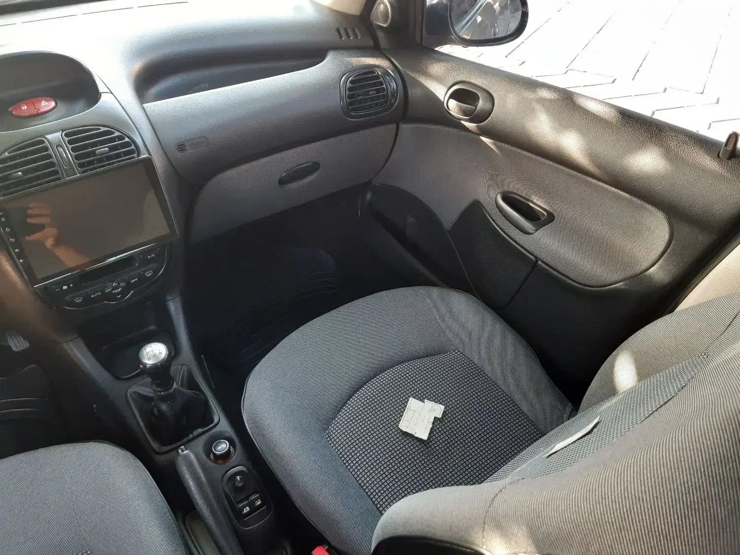 پژو ۲۰۶ صندوق دار v8 - 1390