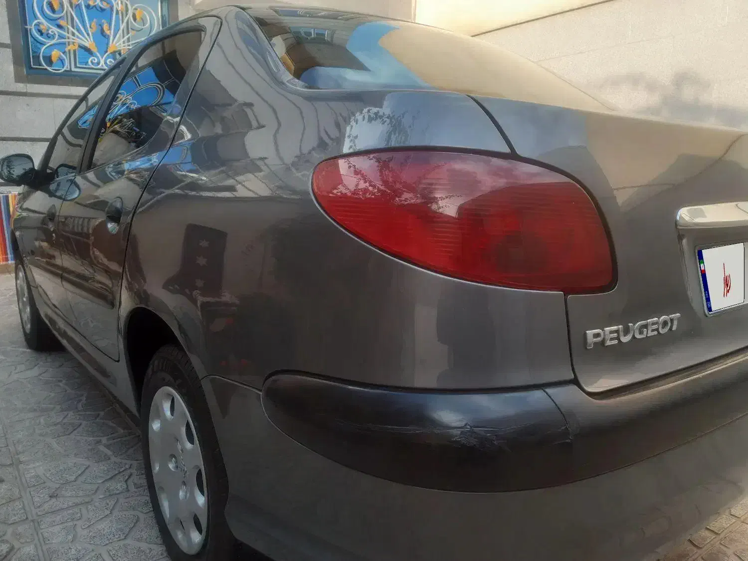 پژو ۲۰۶ صندوق دار v8 - 1390