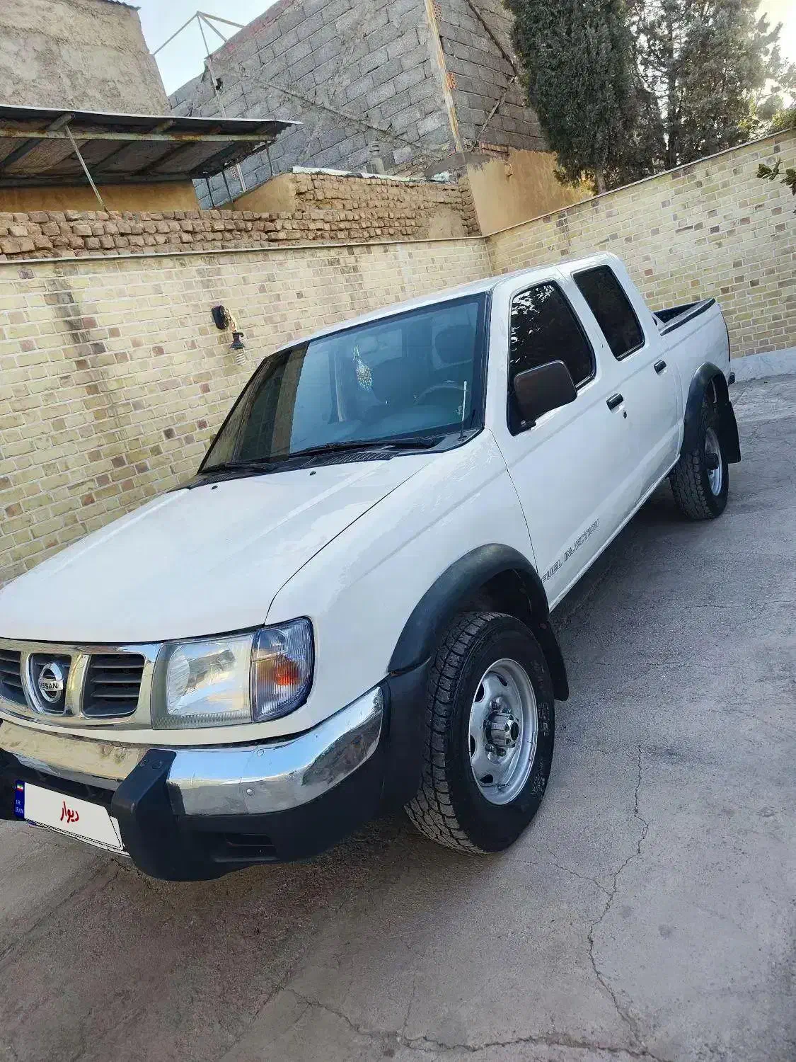 نیسان پیکاپ دو کابین دنده ای - 1389