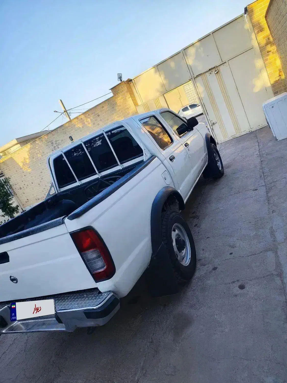 نیسان پیکاپ دو کابین دنده ای - 1389