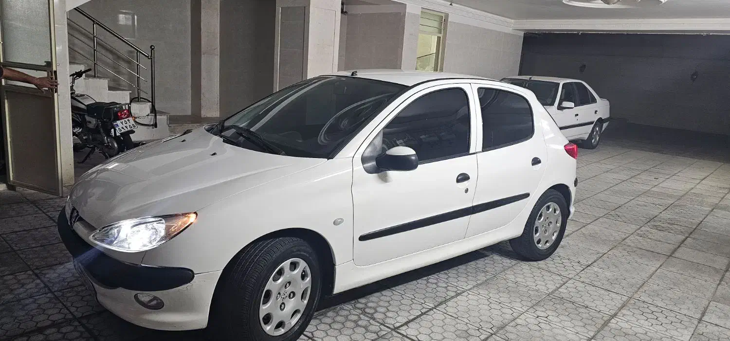 پژو 206 تیپ 2 - 1395