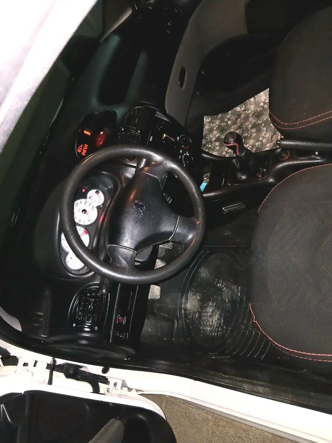 پژو 206 تیپ 2 - 1399