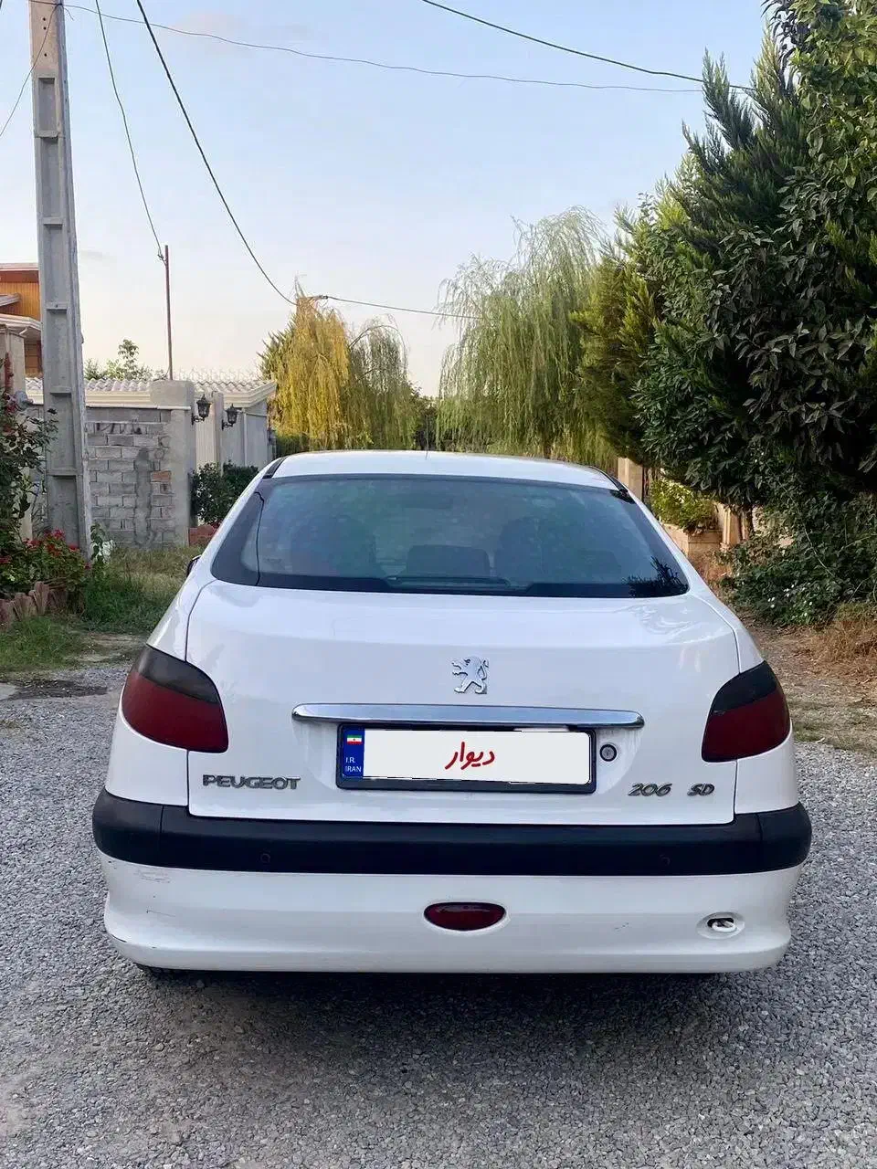 پژو ۲۰۶ صندوق دار v8 - 1396