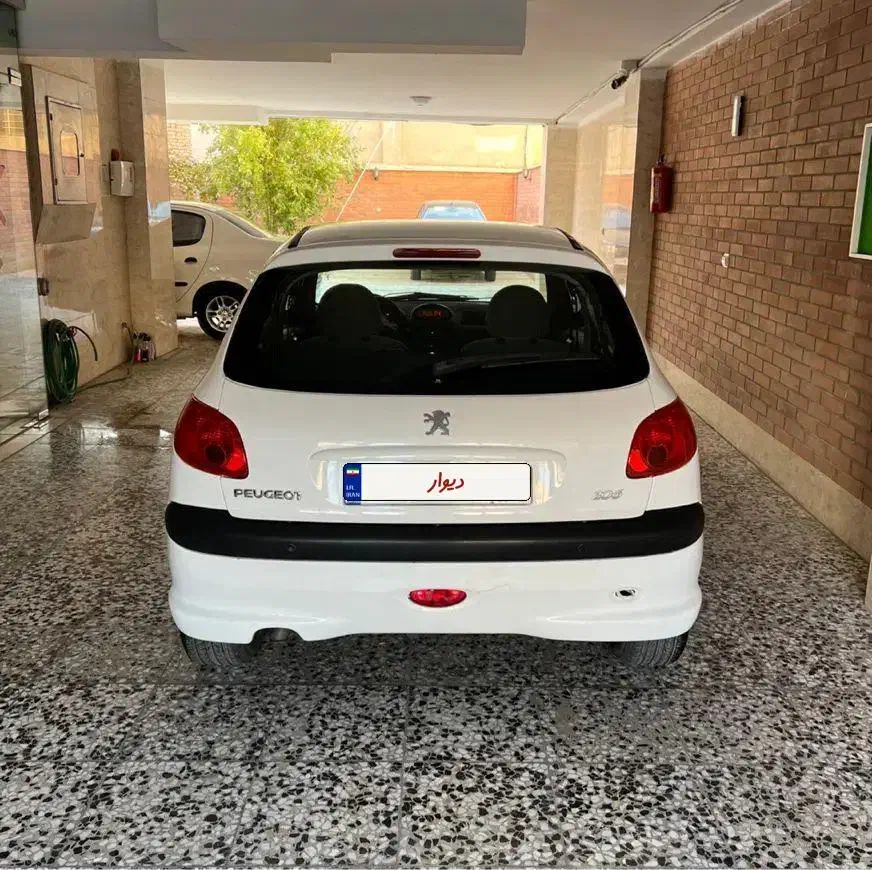 پژو 206 تیپ 2 - 1395