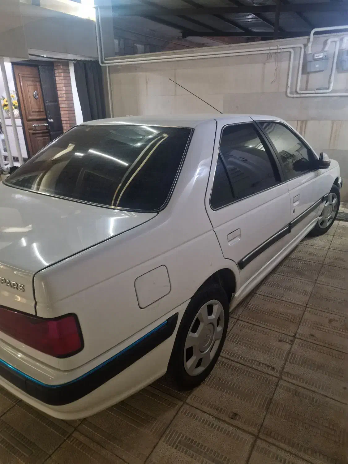 پژو پارس XU7P - 1402