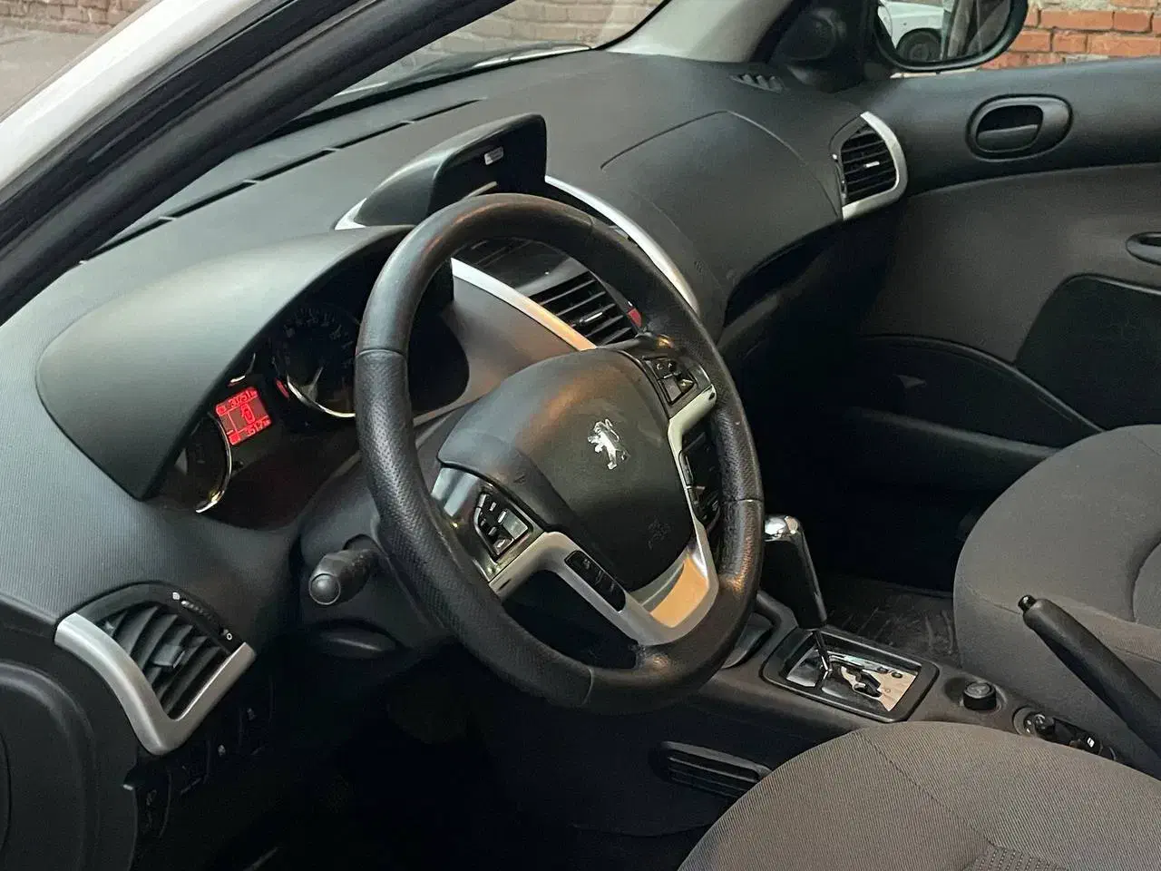 پژو 207 پانوراما اتوماتیک TU5 - 1403