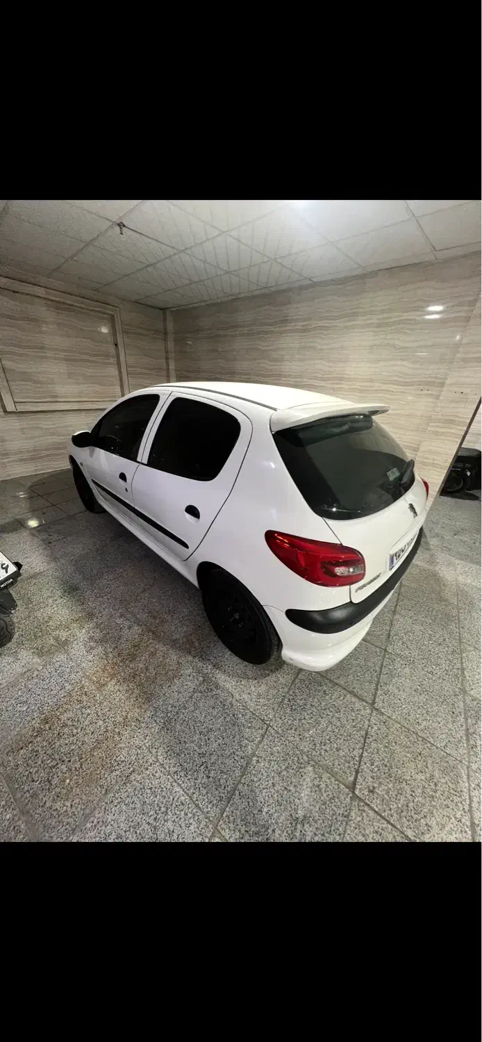 پژو 206 تیپ 5 - 1390