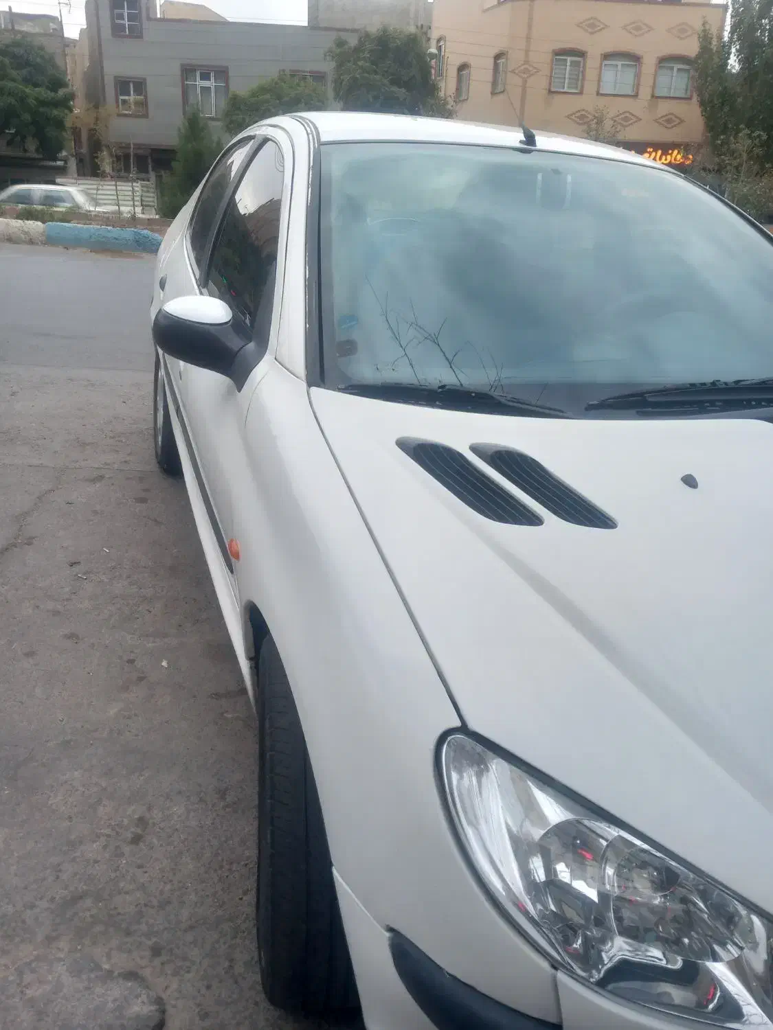 پژو ۲۰۶ صندوق دار v8 - 1386