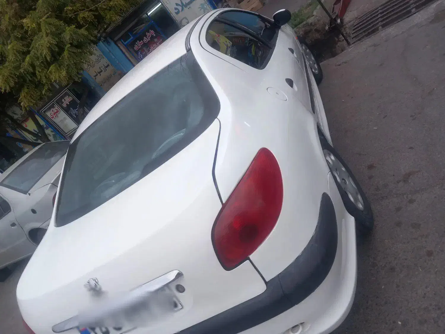 پژو ۲۰۶ صندوق دار v8 - 1386