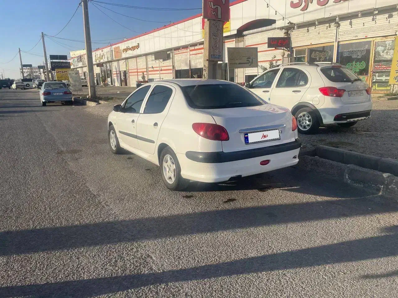 پژو ۲۰۶ صندوق دار v8 - 1390