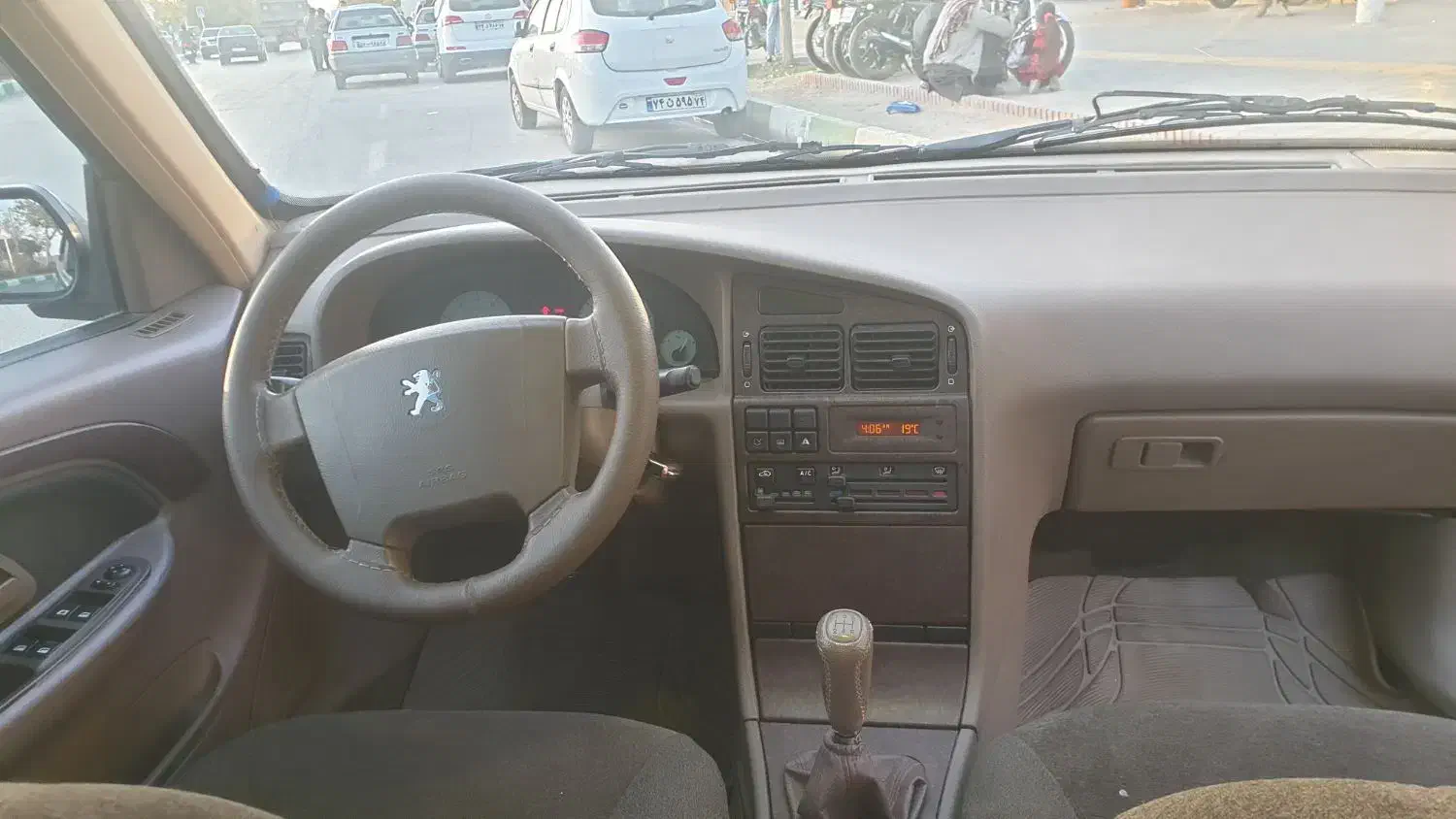 پژو پارس سال - 1392