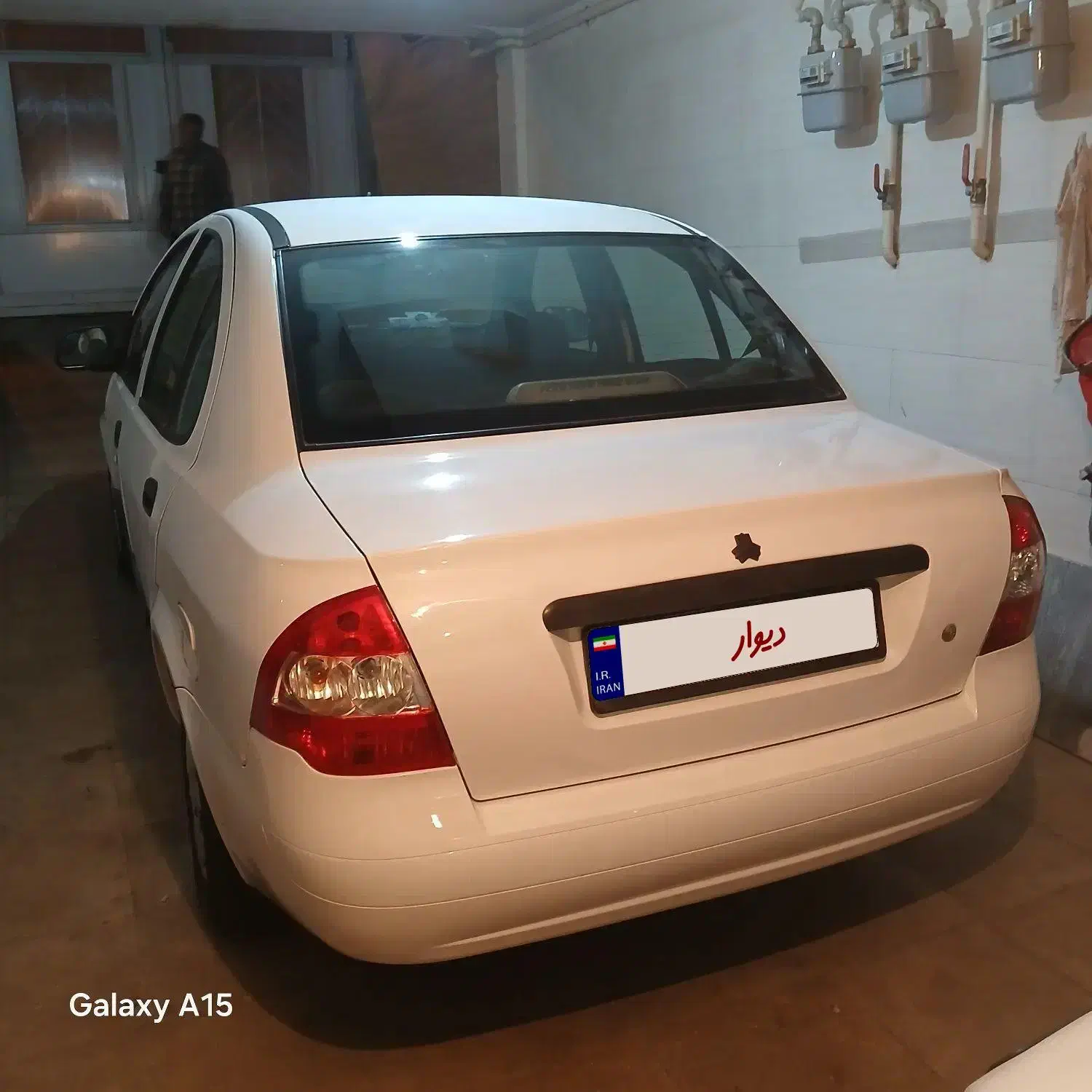 تیبا صندوق دار SX - 1392