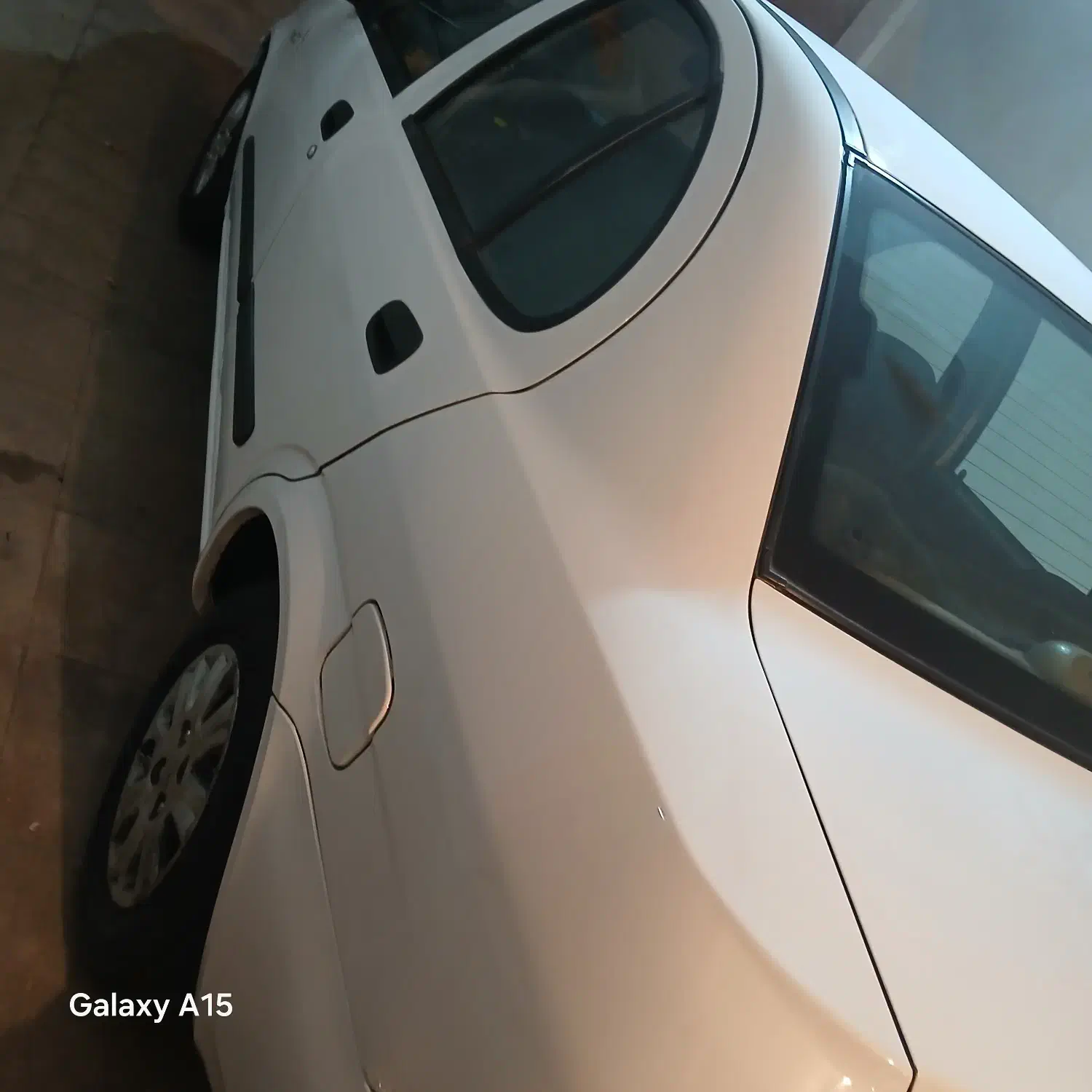 تیبا صندوق دار SX - 1392